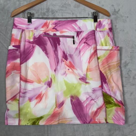 Chico's Zenergy Neema Side Pocket Skort Size 2 Large Pink Geometric NWT! - Picture 2 of 10